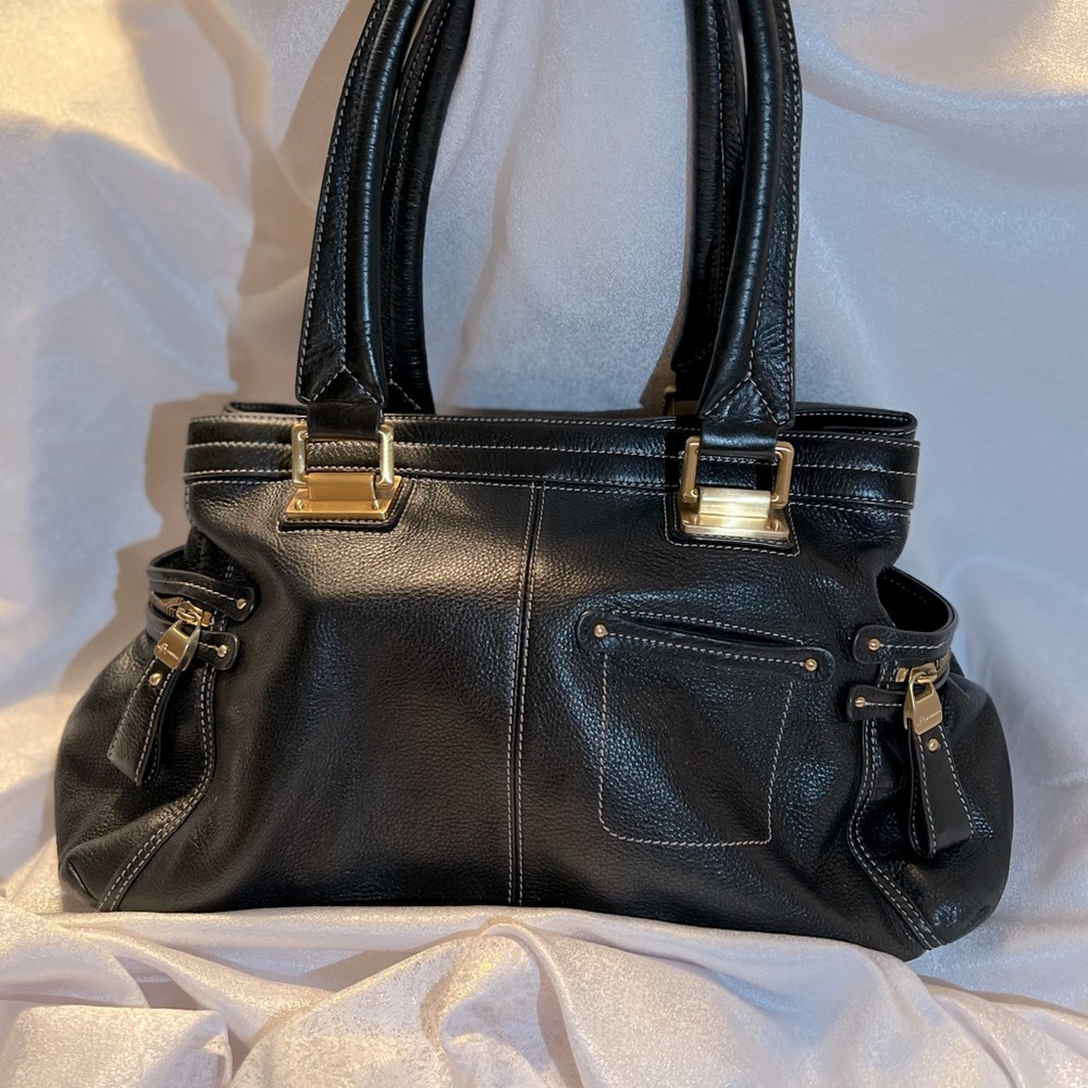 B Makowsky Black leather lightly loved satchel good condition
